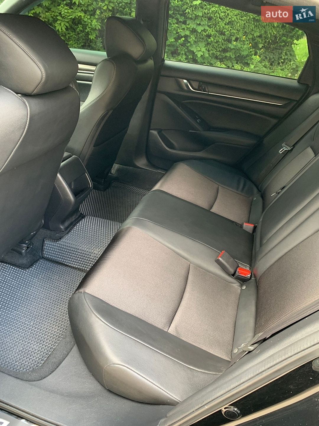 Honda Accord 2019 VIN 1HGCV1F38KA104496 фото оголошення 97 з 101