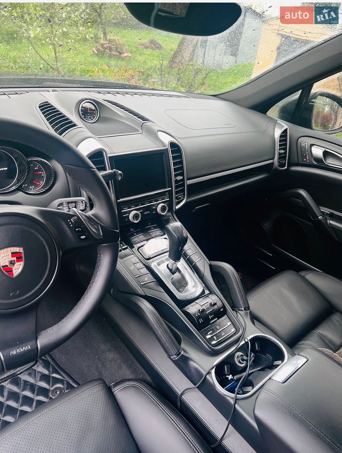 Porsche Cayenne 2011 VIN WP1ZZZ92ZCLA20749 фото оголошення 4 з 24
