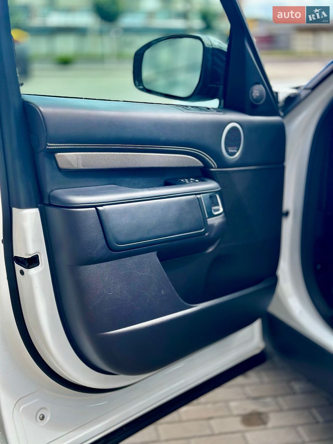 Land Rover Discovery 2018 VIN SALRT2RV1JA054128 фото оголошення 25 з 67