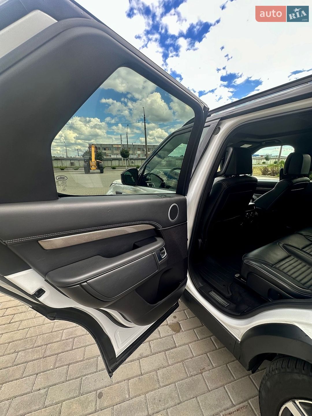 Land Rover Discovery 2018 VIN SALRT2RV1JA054128 фото оголошення 30 з 67