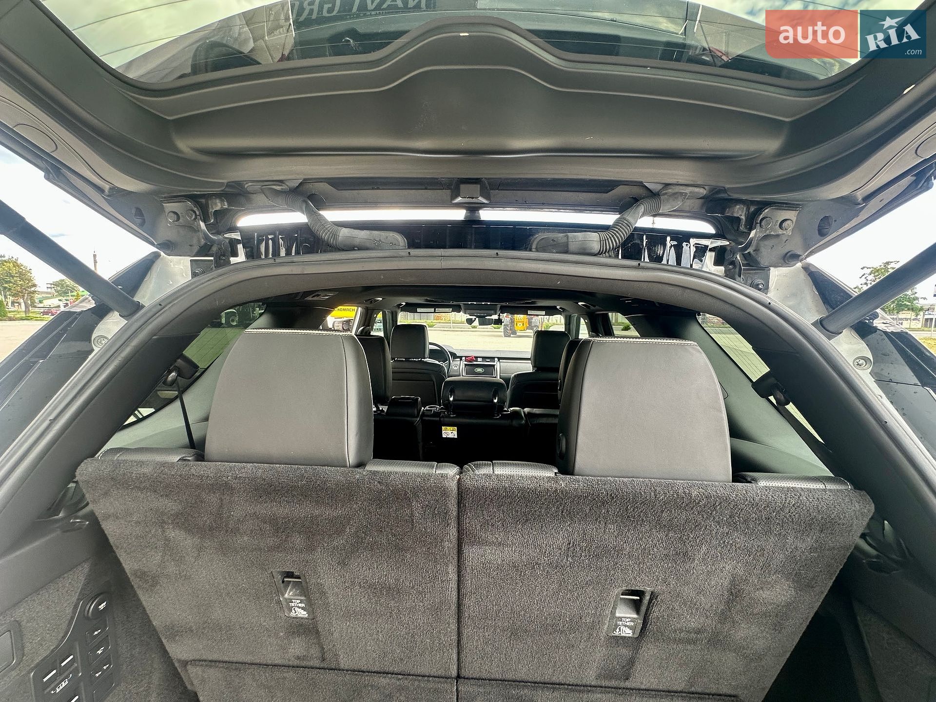 Land Rover Discovery 2018 VIN SALRT2RV1JA054128 фото оголошення 35 з 67