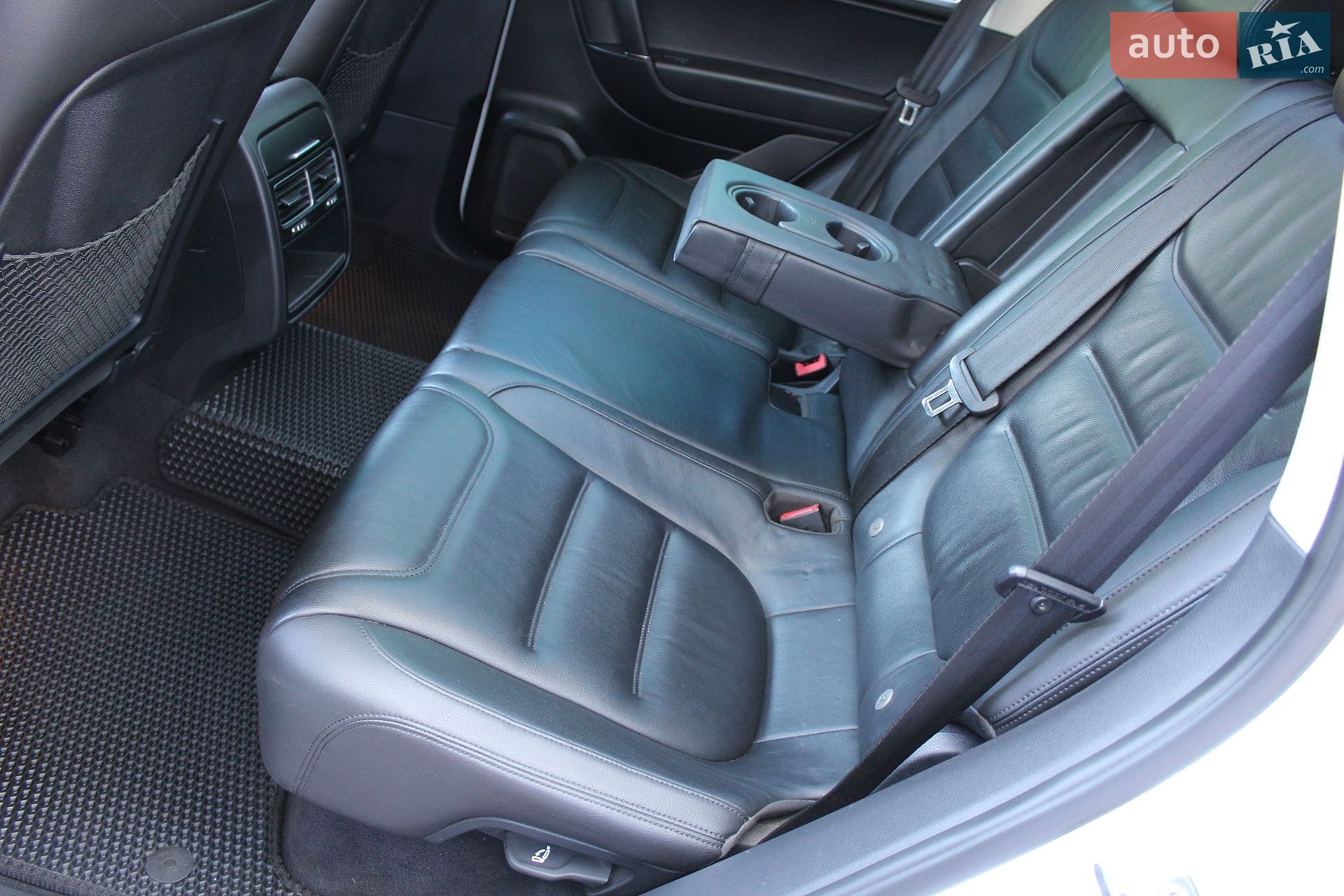 Volkswagen Touareg 2015 VIN WVGZZZ7PZFD021023 фото оголошення 29 з 42
