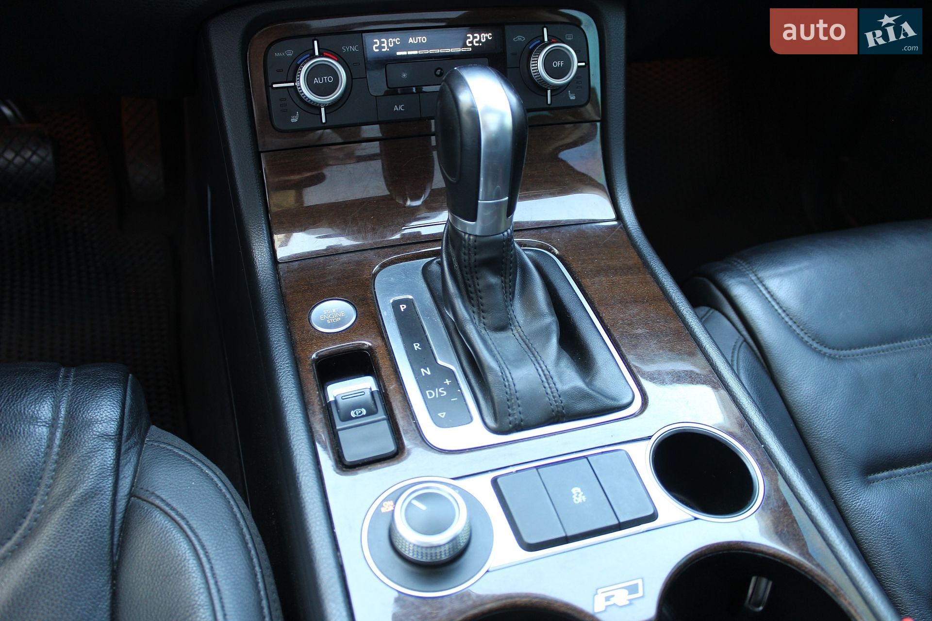 Volkswagen Touareg 2015 VIN WVGZZZ7PZFD021023 фото оголошення 38 з 42