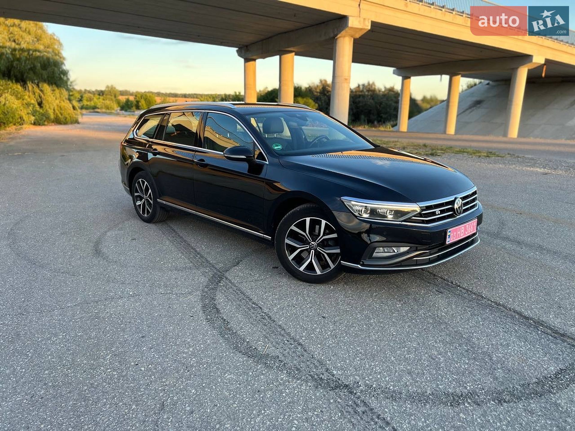 Volkswagen Passat 2021 VIN WVWZZZ3CZME080619 фото оголошення 55 з 131