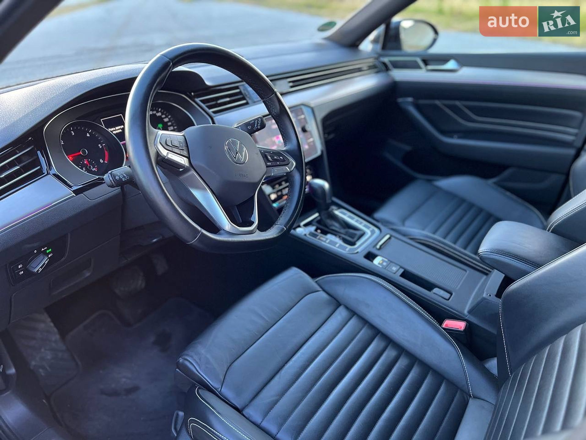 Volkswagen Passat 2021 VIN WVWZZZ3CZME080619 фото оголошення 111 з 131