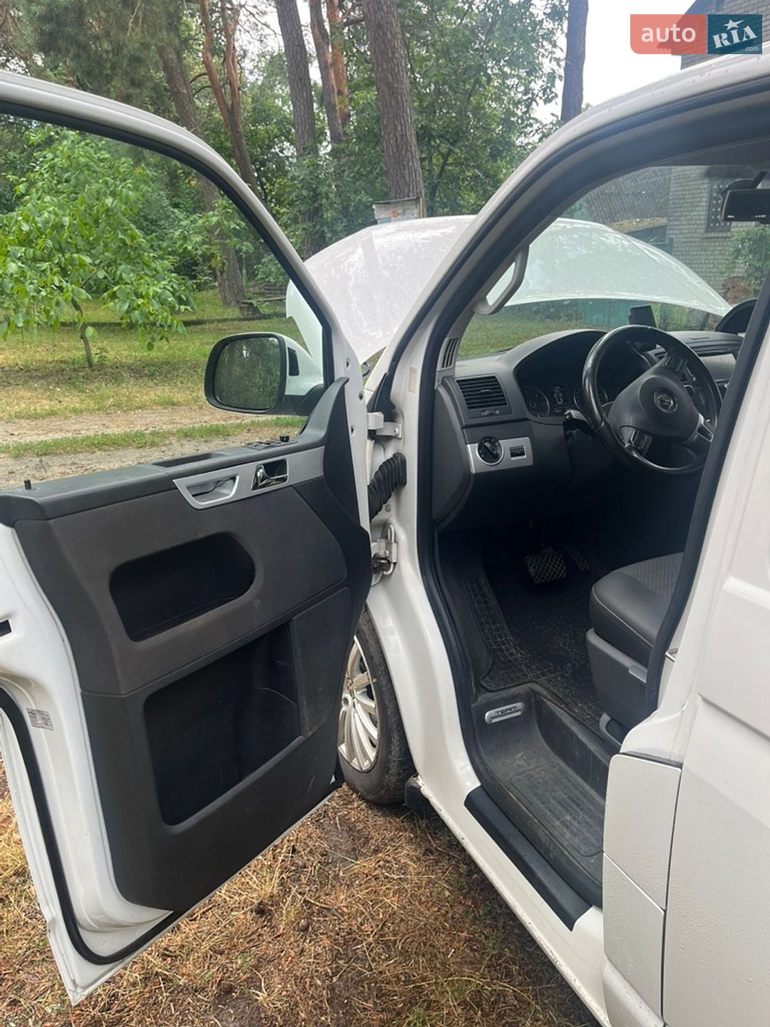 Volkswagen Multivan 2010 VIN WV2ZZZ7HZBH039793 фото оголошення 7 з 17