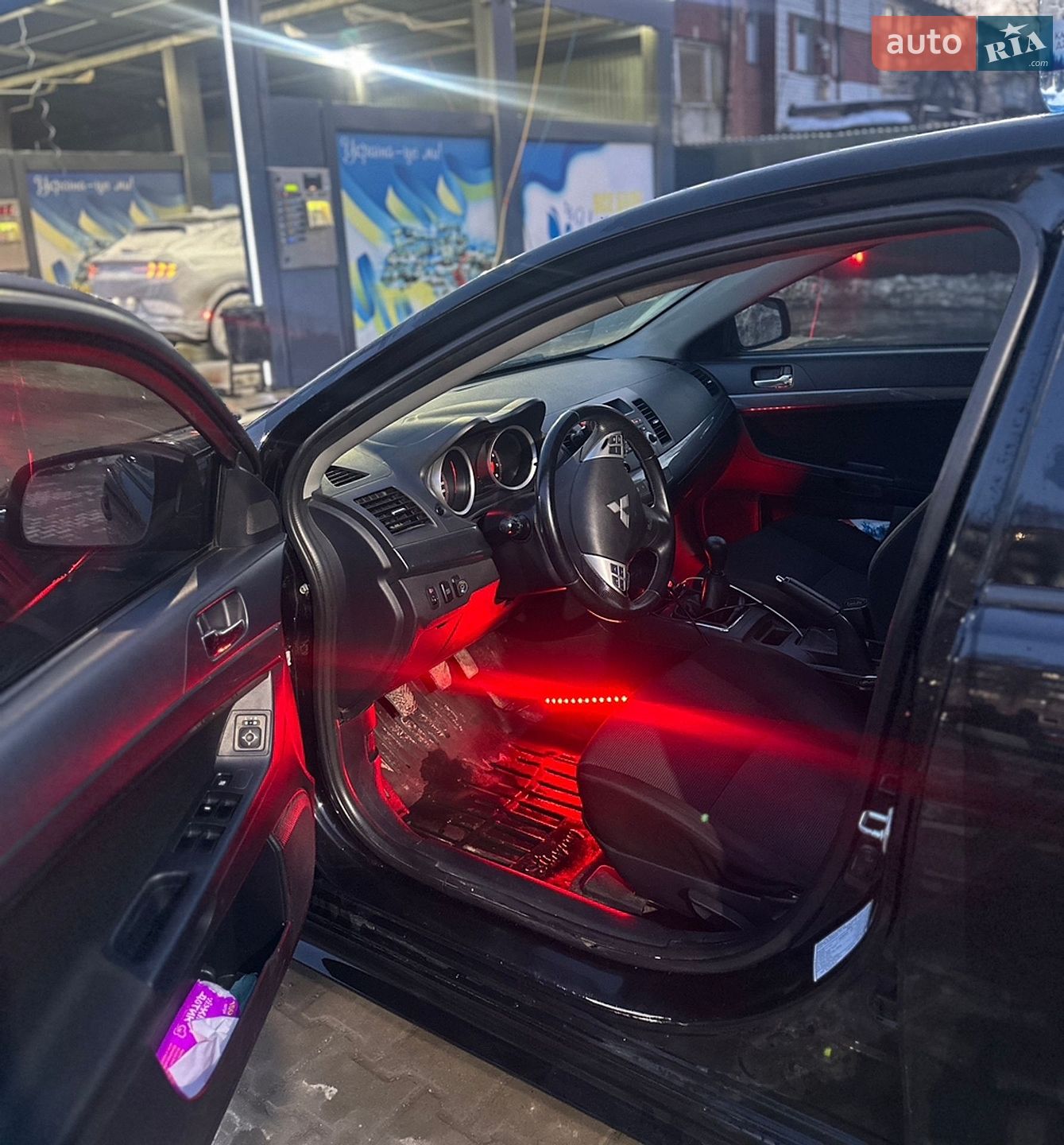 Mitsubishi Lancer 2009 VIN JMBLNCX3A9U007032 фото оголошення 6 з 14