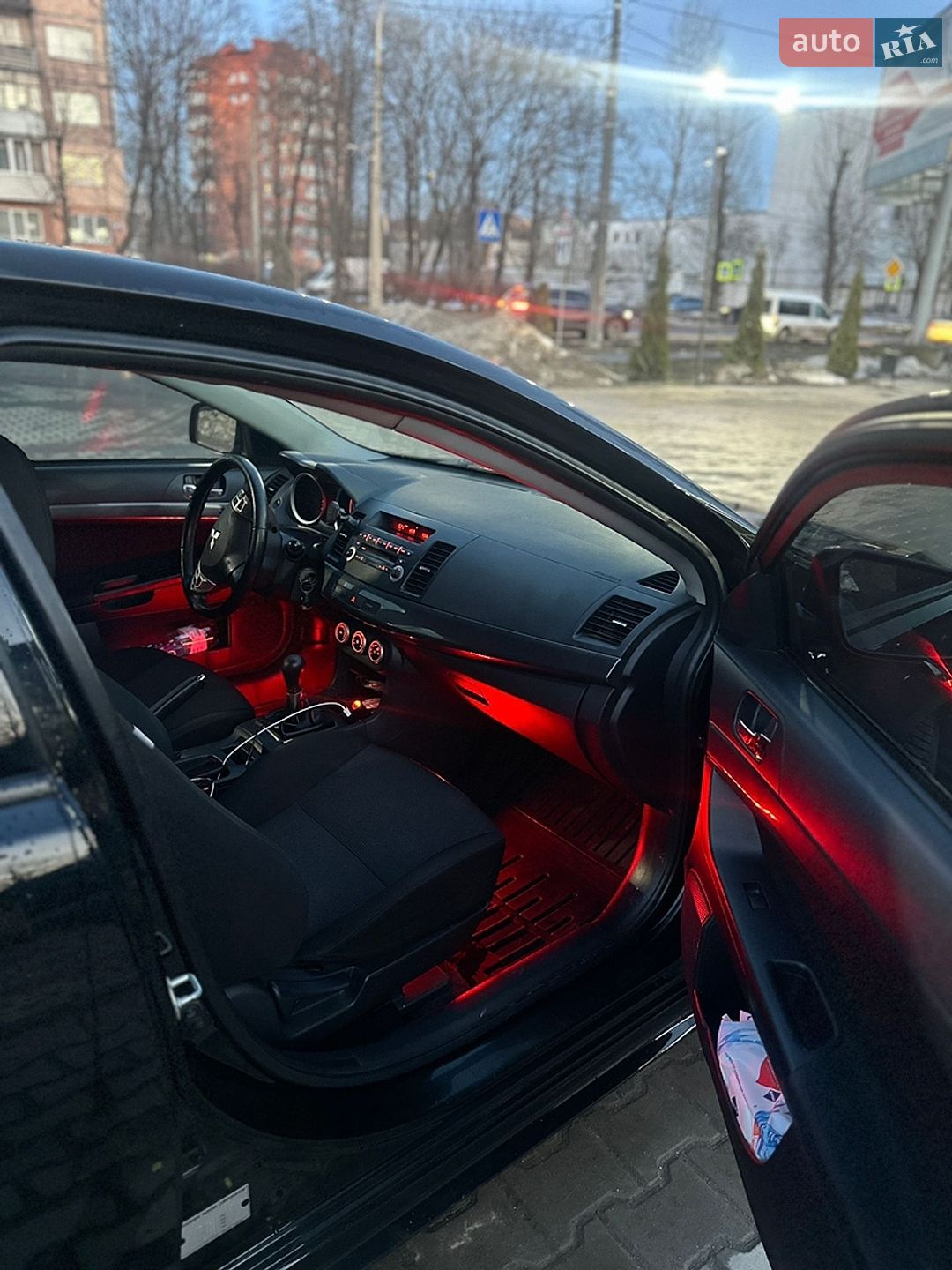 Mitsubishi Lancer 2009 VIN JMBLNCX3A9U007032 фото оголошення 9 з 14