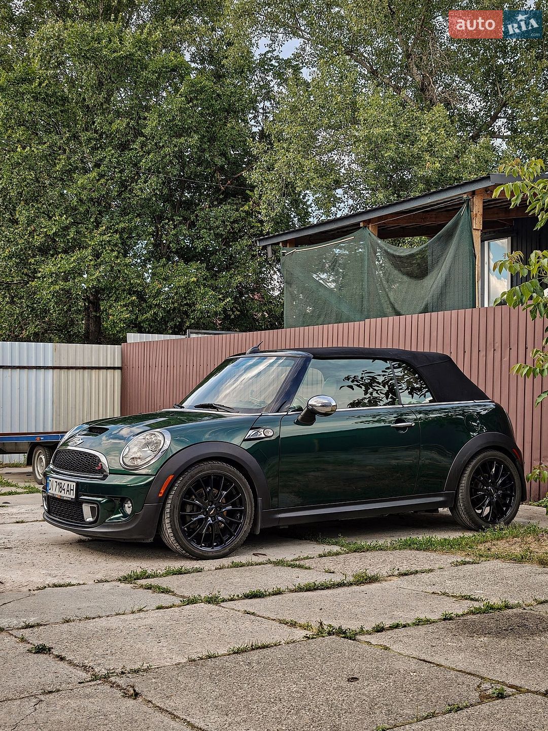 MINI Convertible 2011 VIN WMWZP3C53BTX84409 фото оголошення 12 з 42