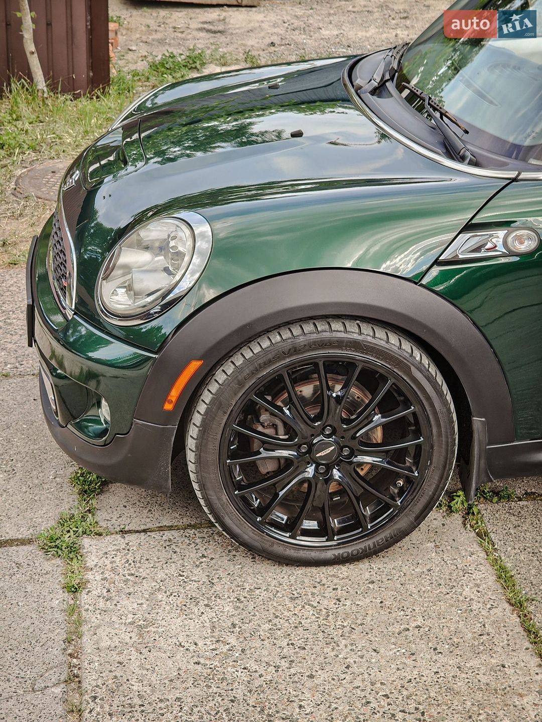 MINI Convertible 2011 VIN WMWZP3C53BTX84409 фото оголошення 22 з 42