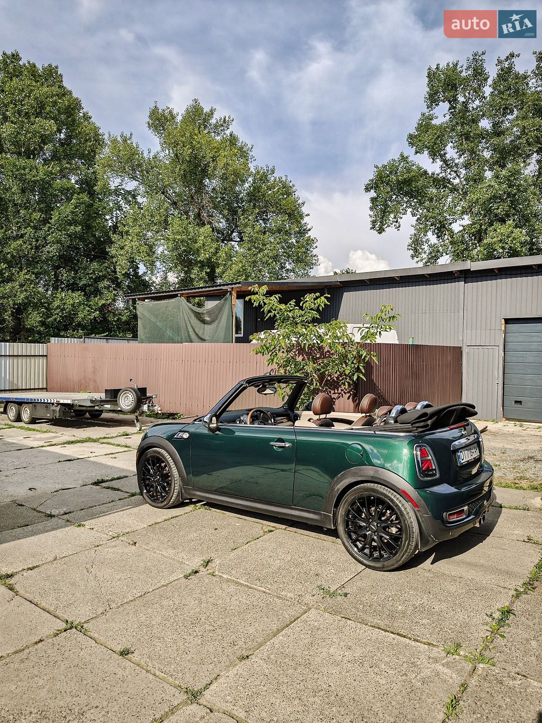 MINI Convertible 2011 VIN WMWZP3C53BTX84409 фото оголошення 18 з 42