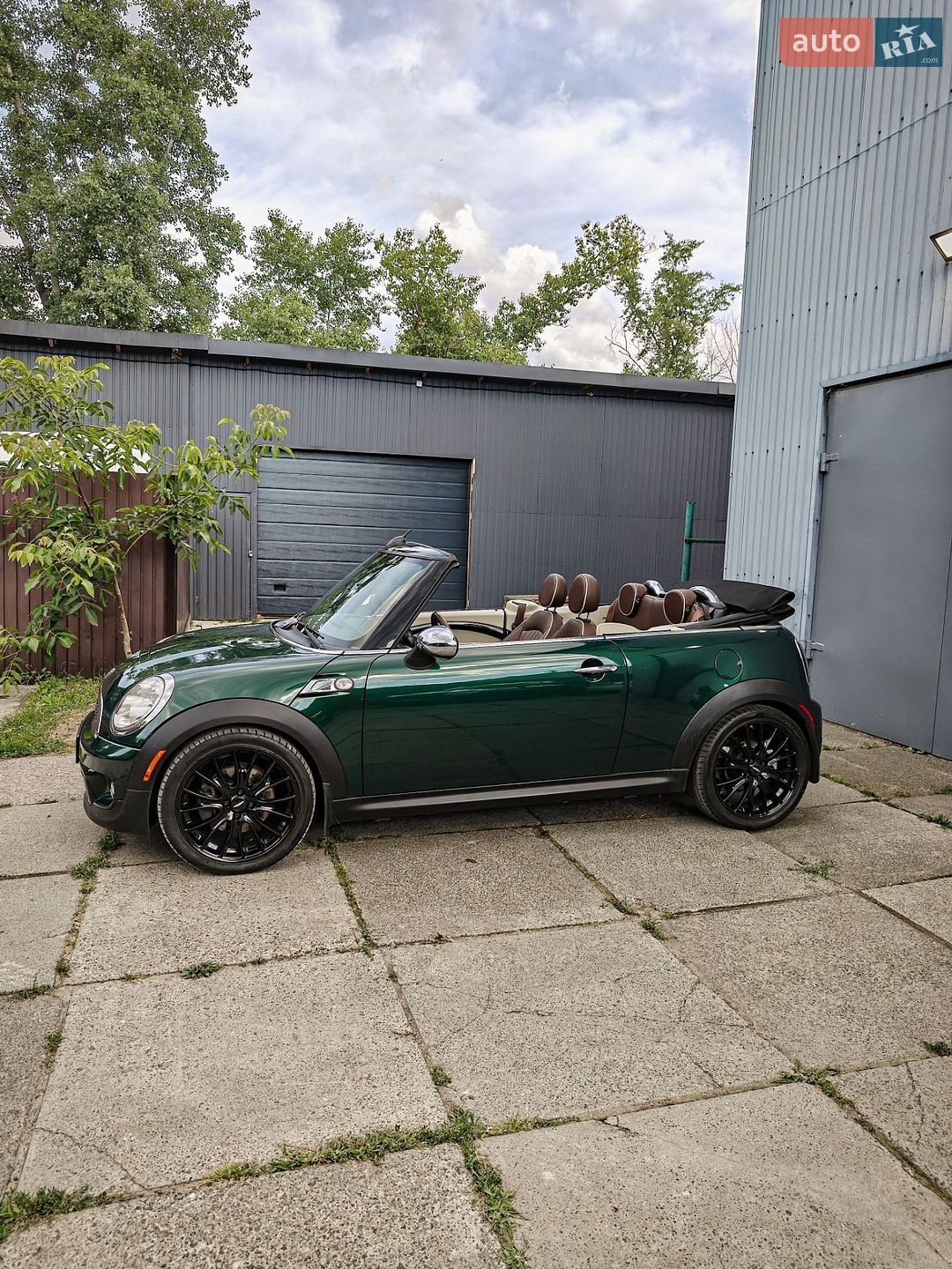 MINI Convertible 2011 VIN WMWZP3C53BTX84409 фото оголошення 25 з 42