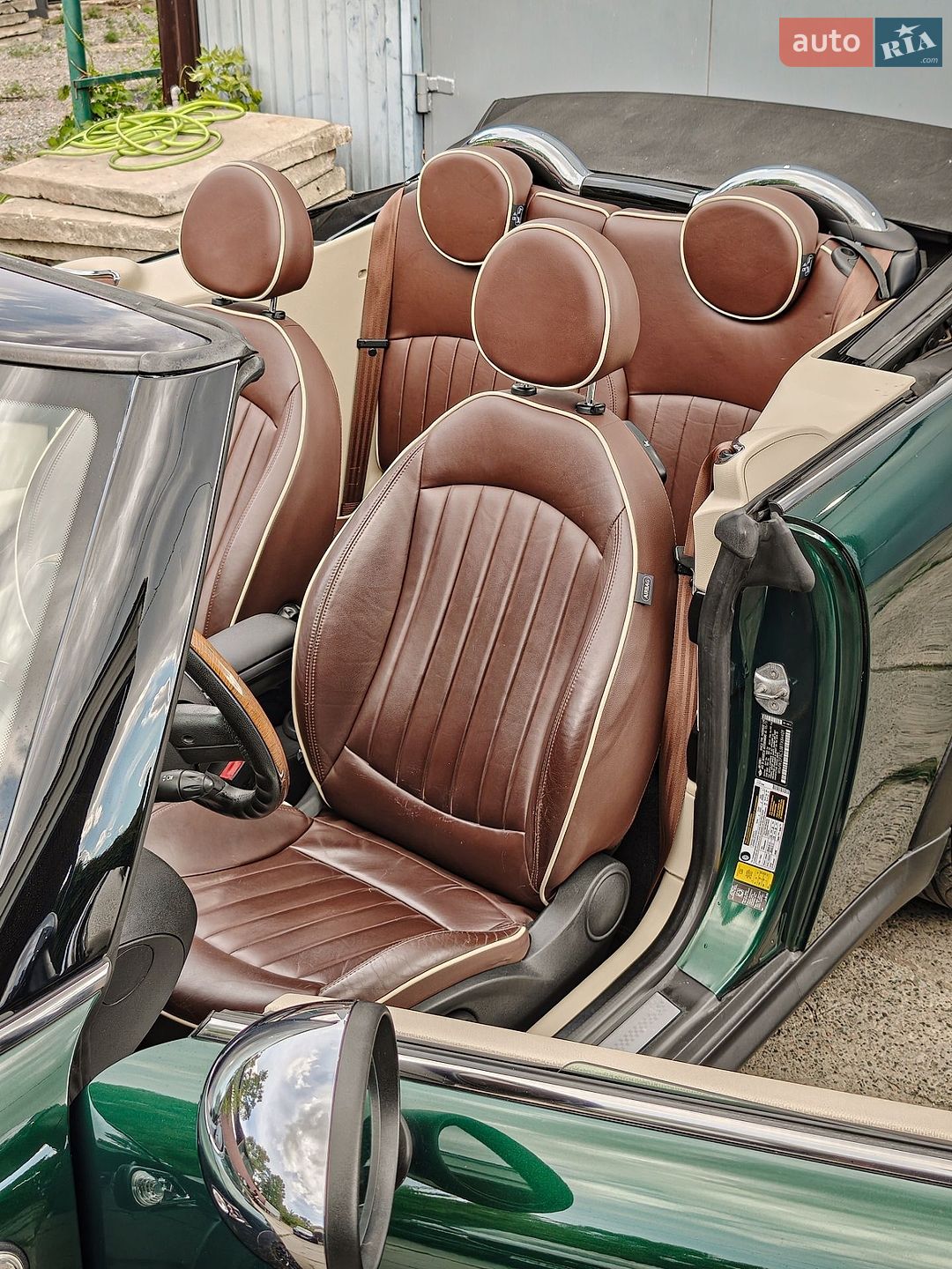 MINI Convertible 2011 VIN WMWZP3C53BTX84409 фото оголошення 9 з 42