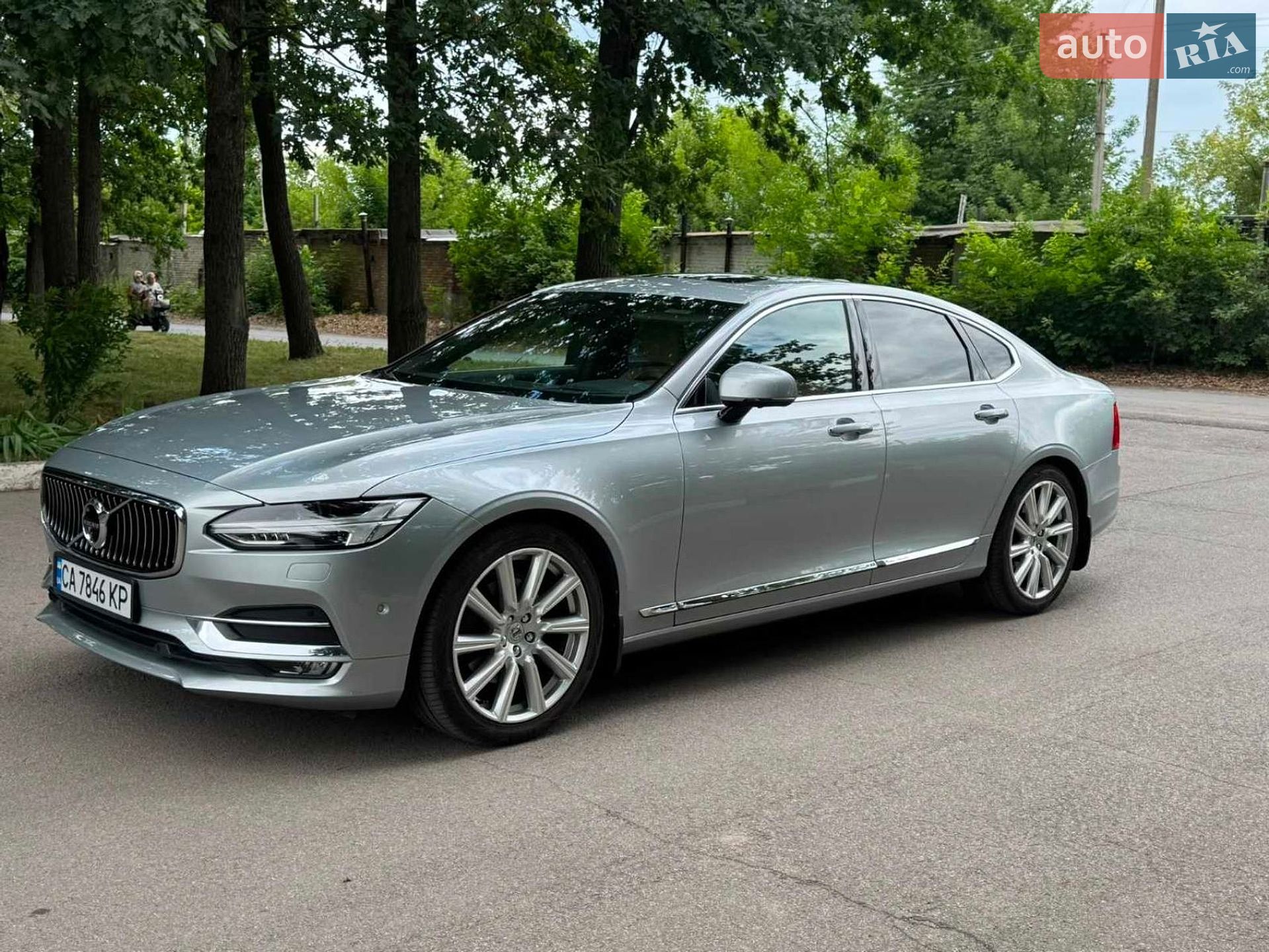 Volvo S90 2018 VIN YV1PSA8ADJ1036748 фото оголошення 7 з 18