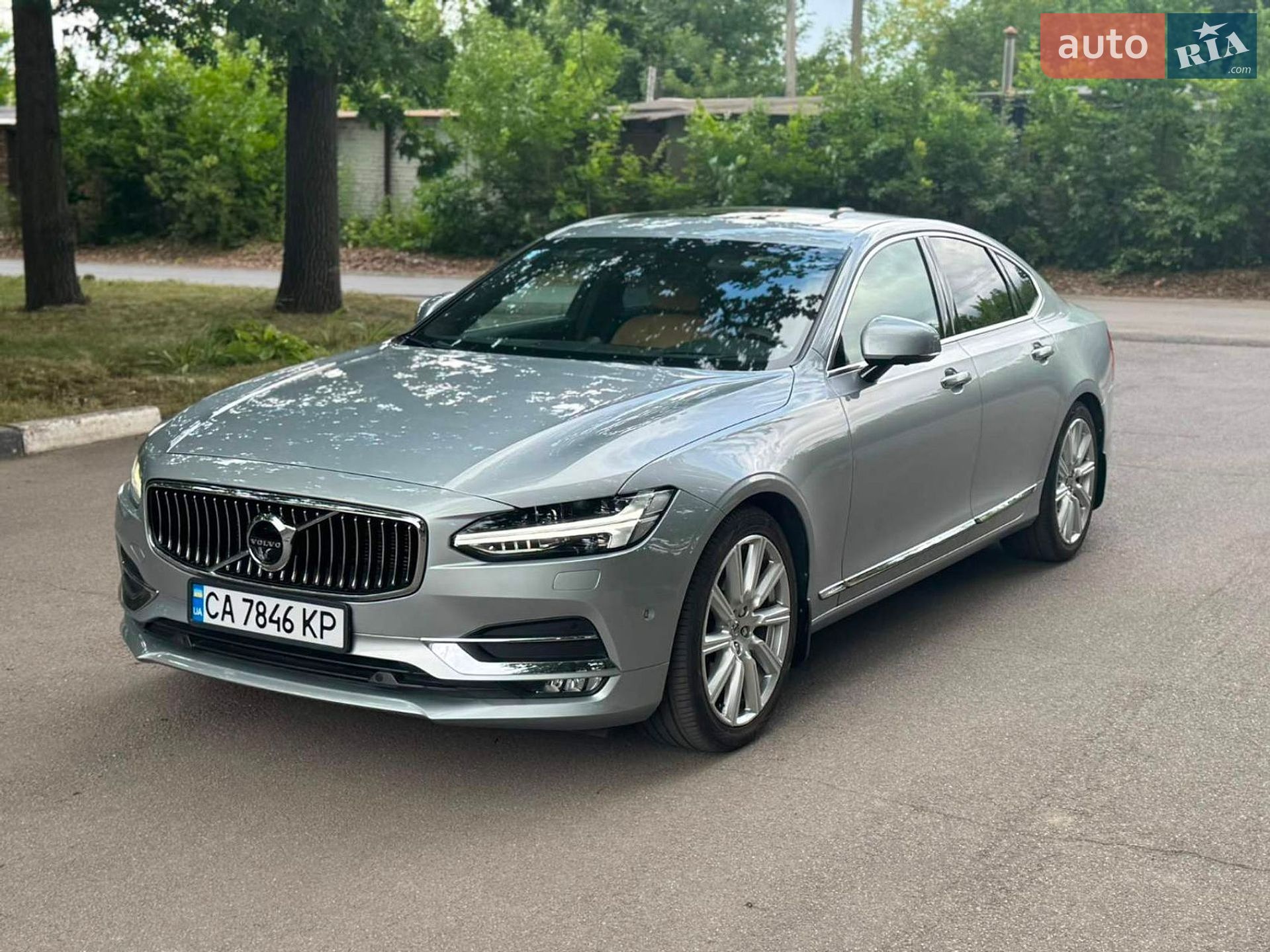 Volvo S90 2018 VIN YV1PSA8ADJ1036748 фото оголошення 4 з 18