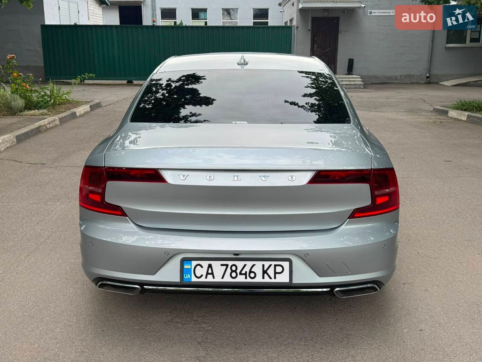 Volvo S90 2018 VIN YV1PSA8ADJ1036748 фото оголошення 9 з 18