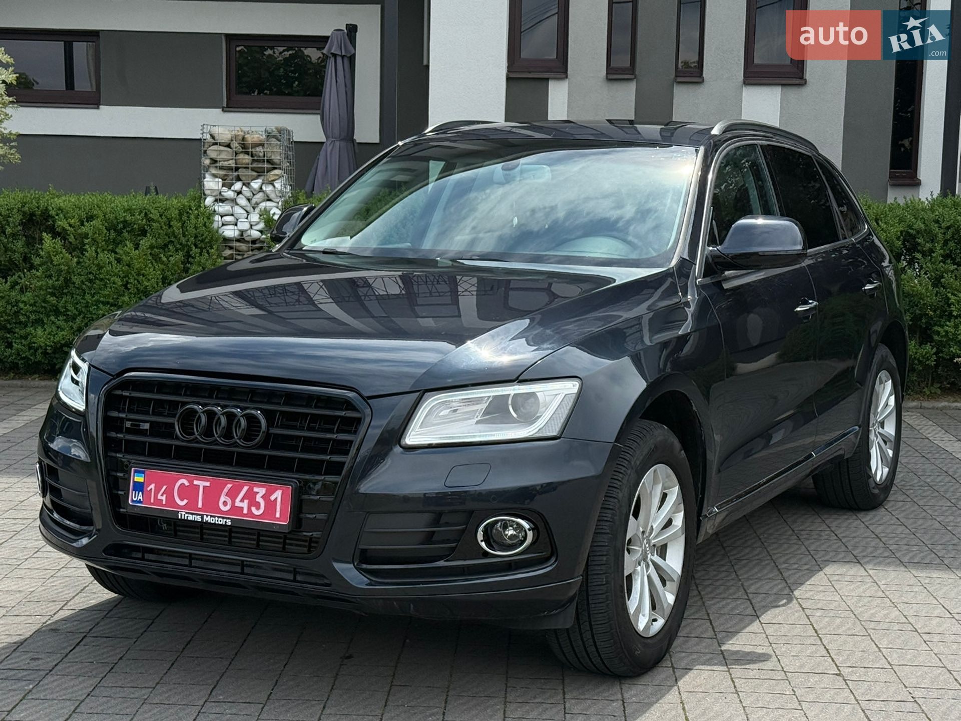 Audi Q5 2015 VIN WA1L2AFP2GA046851 фото оголошення 3 з 31