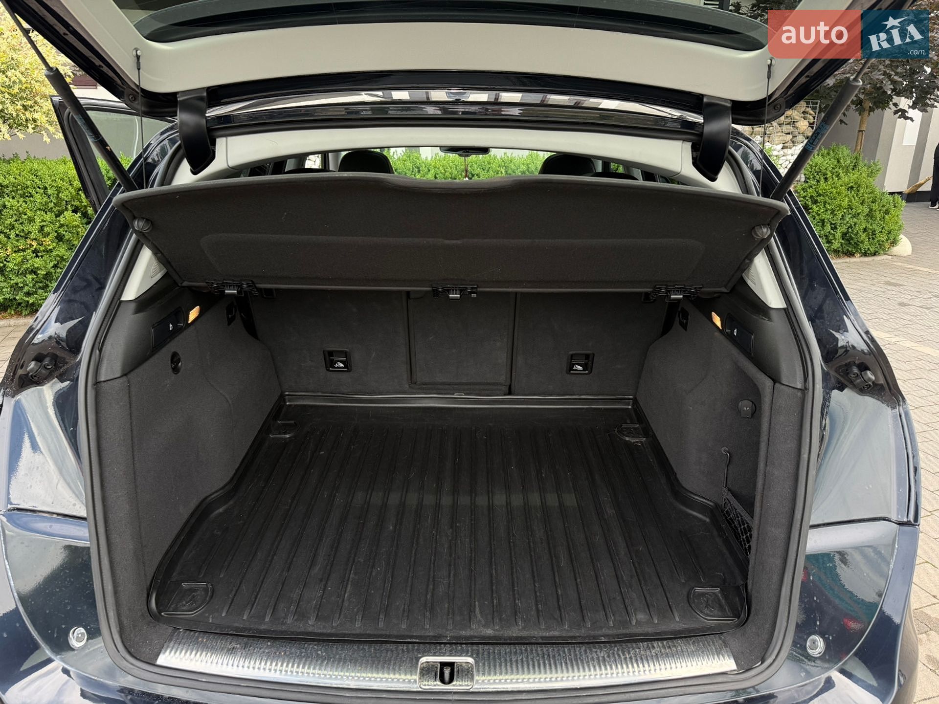 Audi Q5 2015 VIN WA1L2AFP2GA046851 фото оголошення 27 з 31