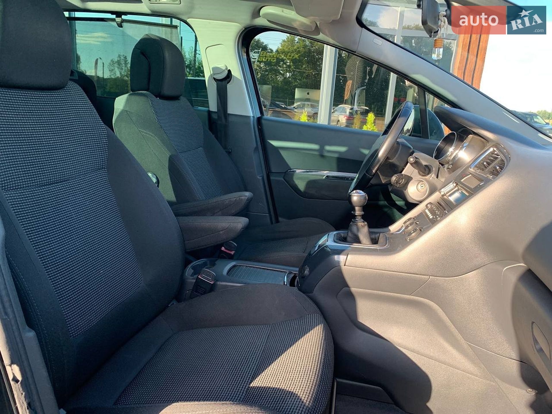 Peugeot 5008 2010 VIN VF30E5FV8AS204570 фото оголошення 16 з 27