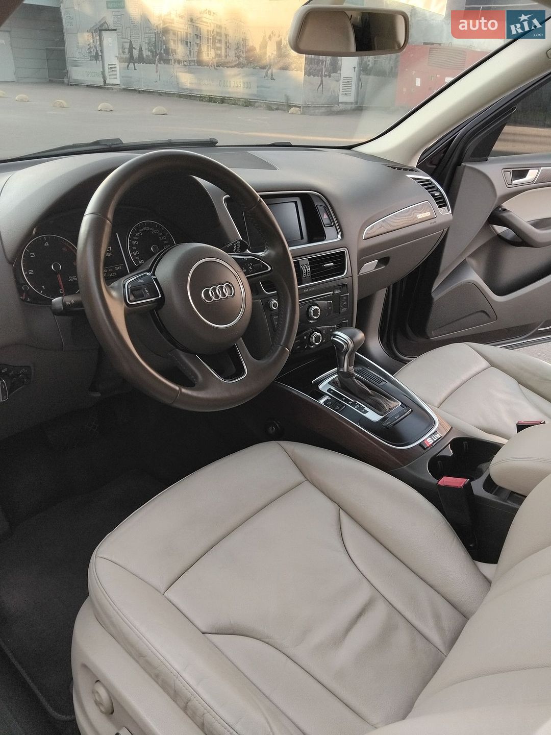 Audi Q5 2013 VIN WAUZZZ8R8DA089379 фото оголошення 28 з 41