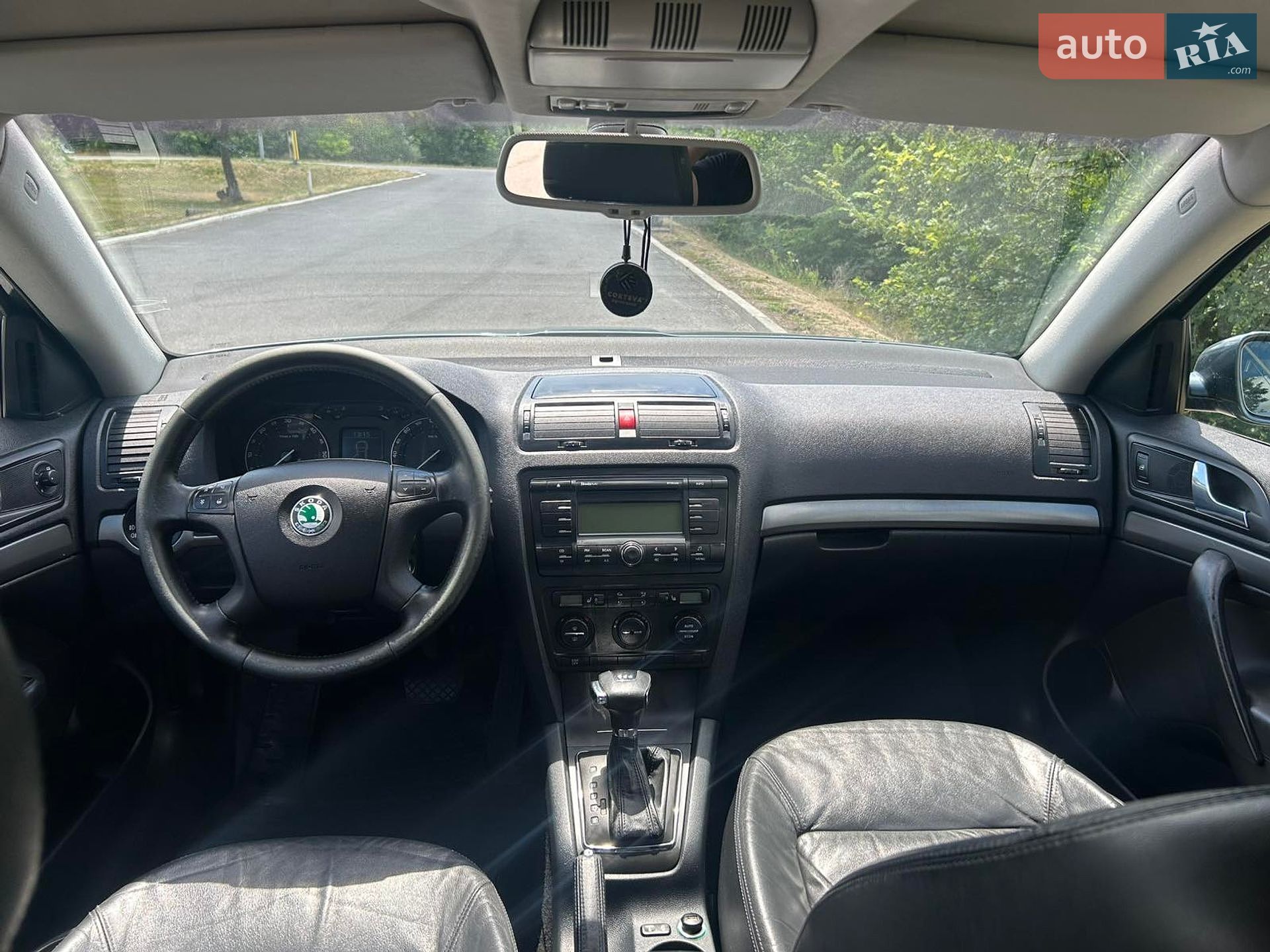 Skoda Octavia 2005 VIN TMBGE61ZX62204317 фото оголошення 10 з 18