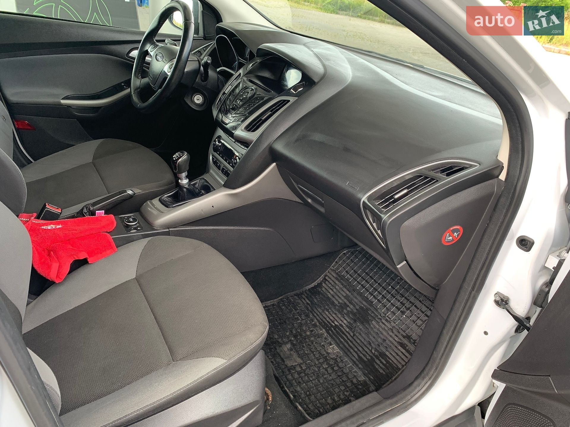 Ford Focus 2013 VIN WF0LXXGCBLDP32478 фото оголошення 14 з 33
