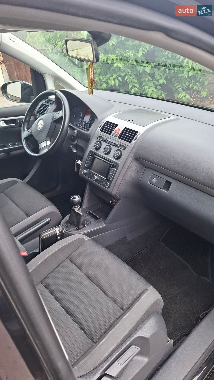 Volkswagen Touran 2009 VIN WVGZZZ1TZAW023832 фото оголошення 21 з 38