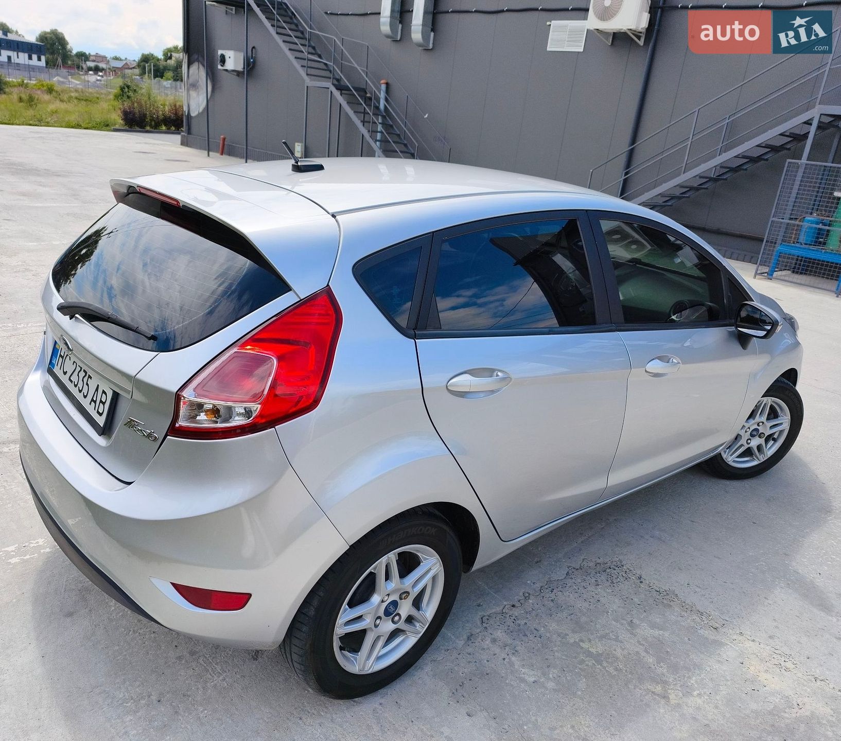 Ford Fiesta 2018 VIN 3FADP4EJ6JM122002 фото оголошення 8 з 16