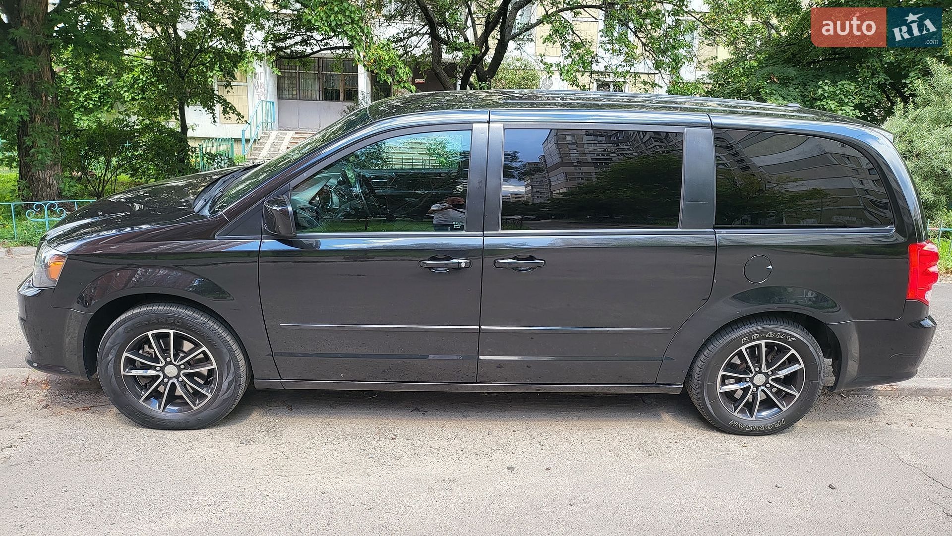 Dodge Grand Caravan 2015 VIN 2C4RDGBG0GR124719 фото оголошення 15 з 24