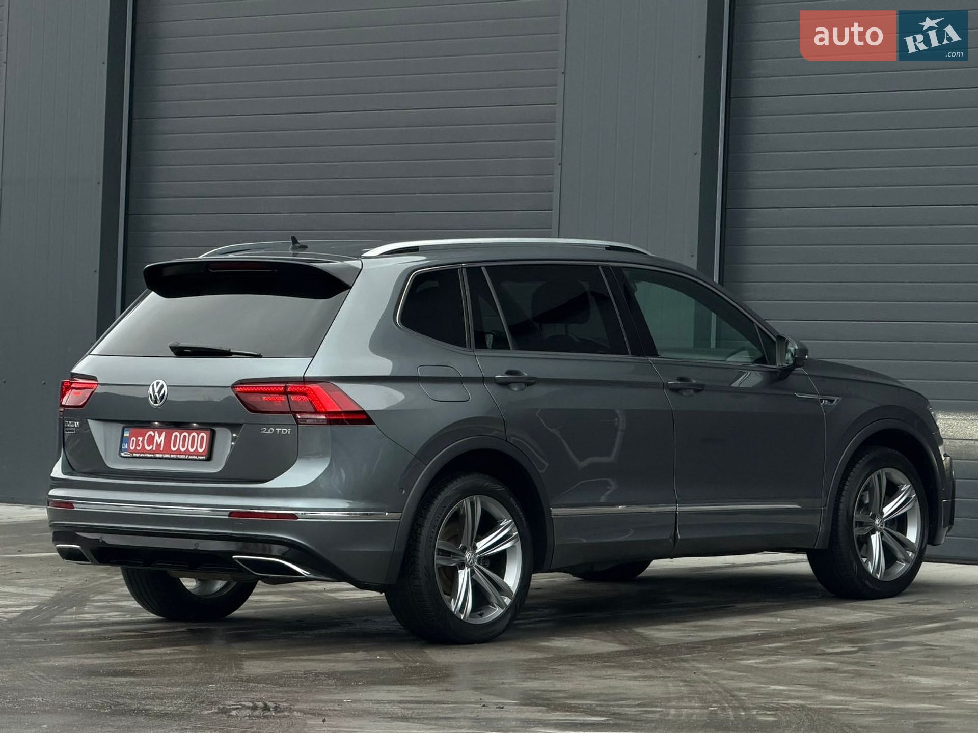 Volkswagen Tiguan 2019 VIN WVGZZZ5NZKM002526 фото оголошення 105 з 192