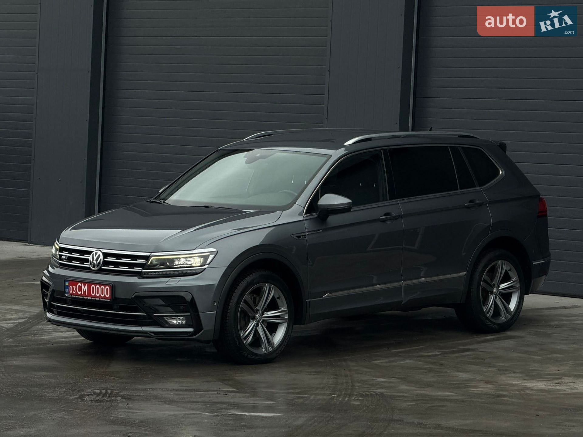 Volkswagen Tiguan 2019 VIN WVGZZZ5NZKM002526 фото оголошення 113 з 192