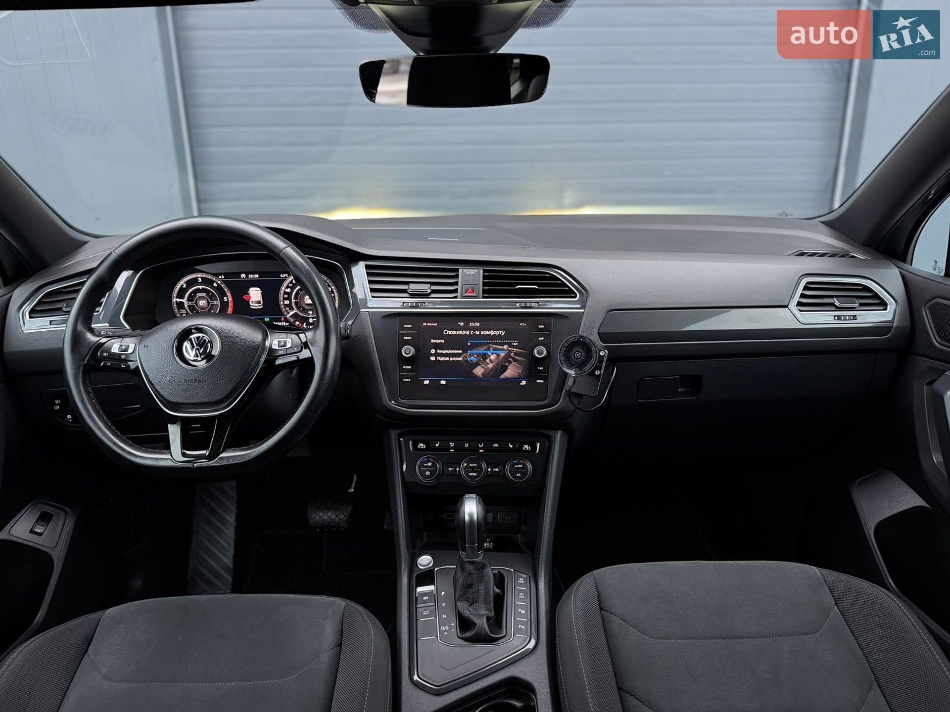 Volkswagen Tiguan 2019 VIN WVGZZZ5NZKM002526 фото оголошення 152 з 192