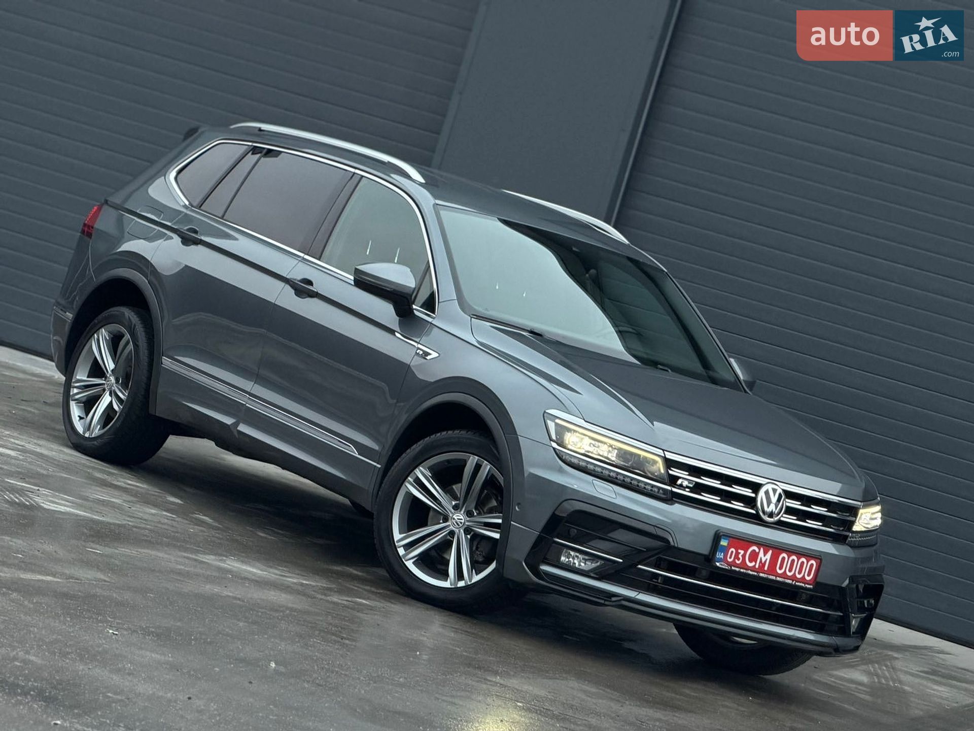 Volkswagen Tiguan 2019 VIN WVGZZZ5NZKM002526 фото оголошення 169 з 192