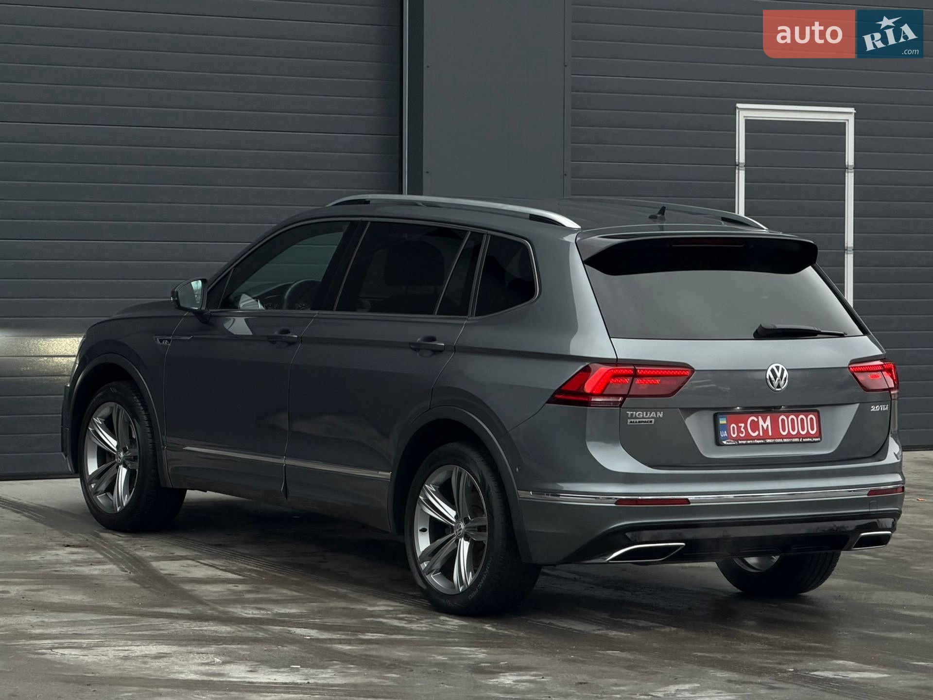 Volkswagen Tiguan 2019 VIN WVGZZZ5NZKM002526 фото оголошення 190 з 192