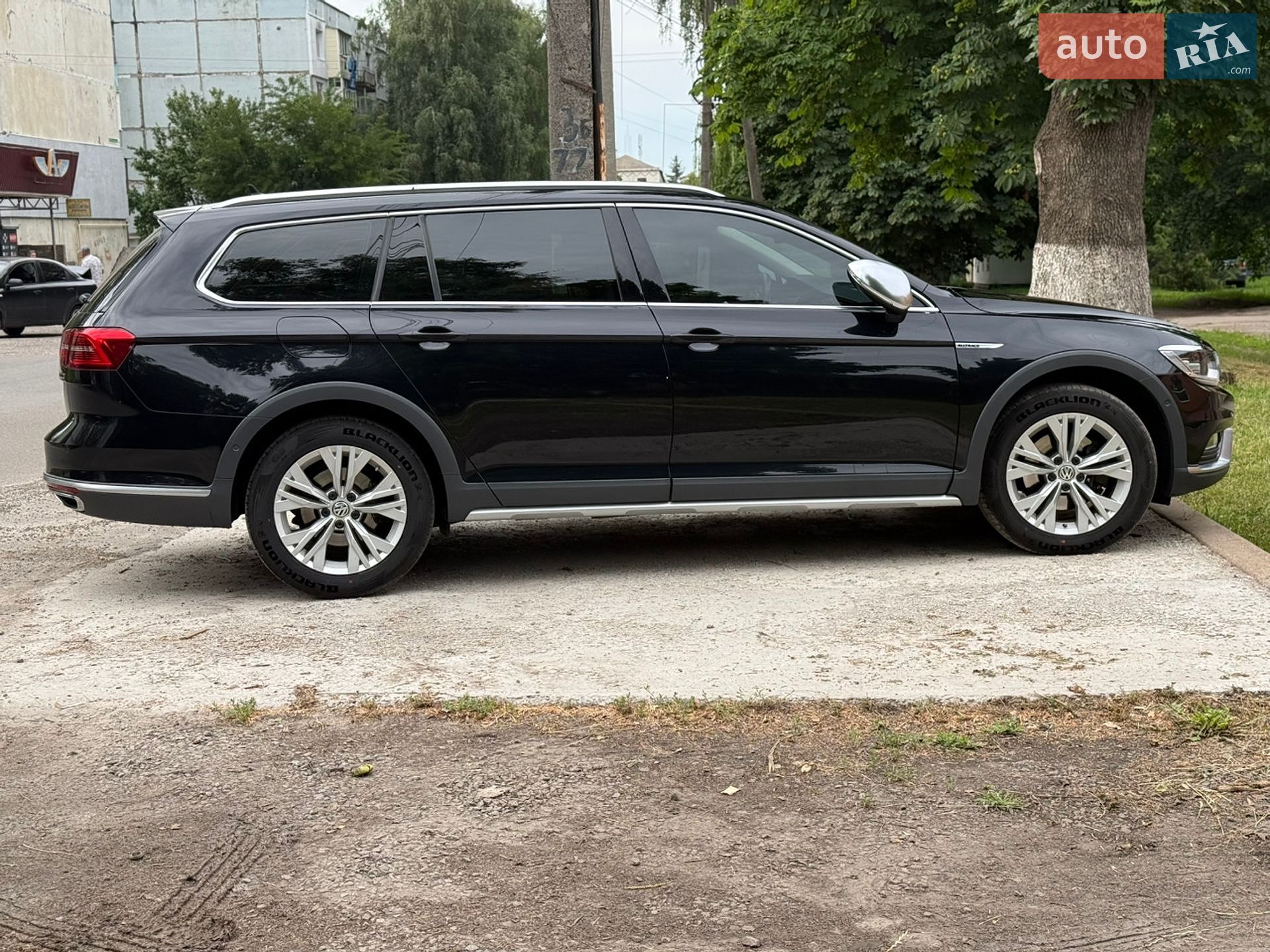 Volkswagen Passat Alltrack 2019 VIN WVWZZZ3CZKE200708 фото оголошення 2 з 37