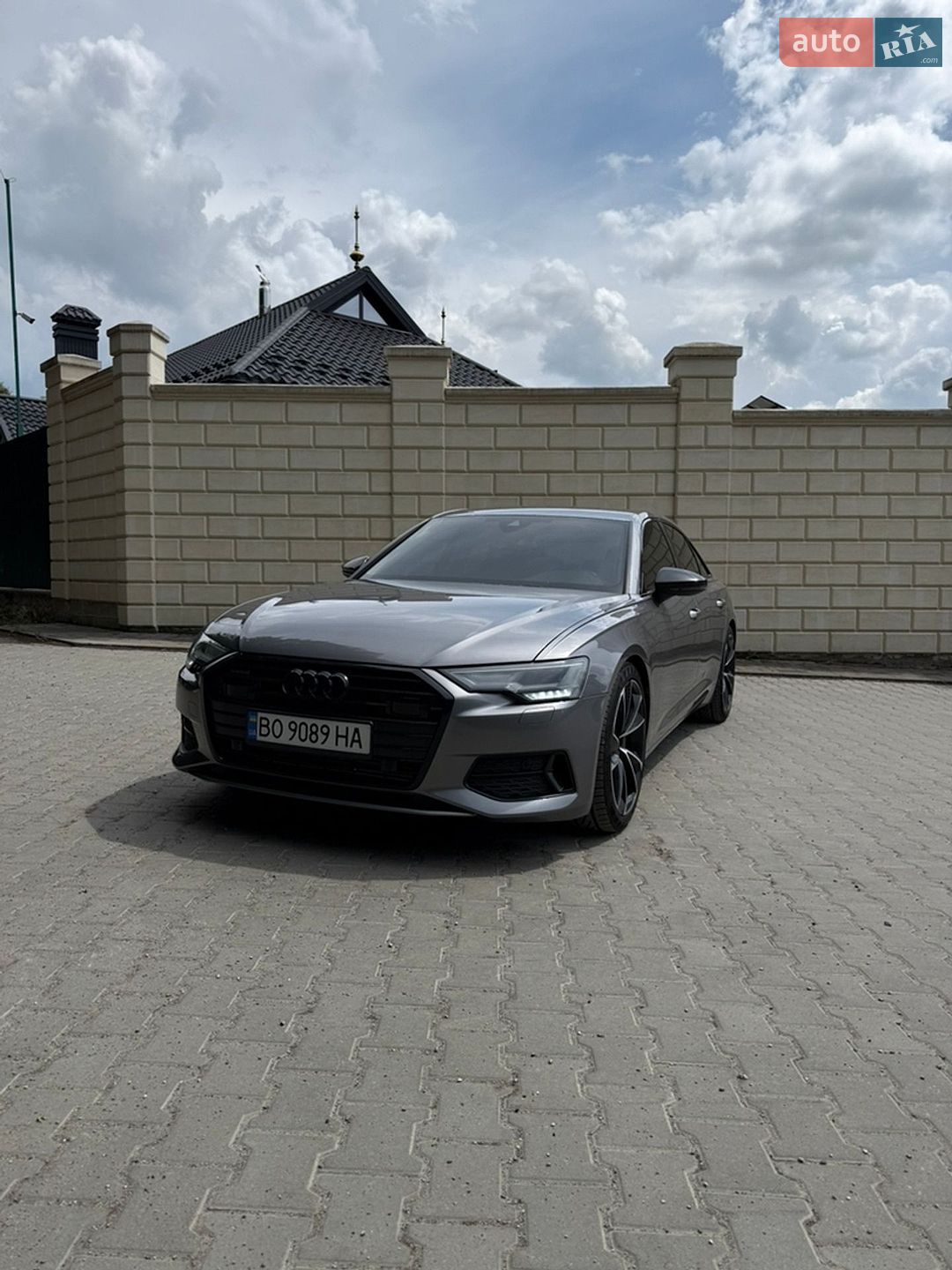 Audi A6 2019 VIN WAUZZZF22KN092998 фото оголошення 2 з 37