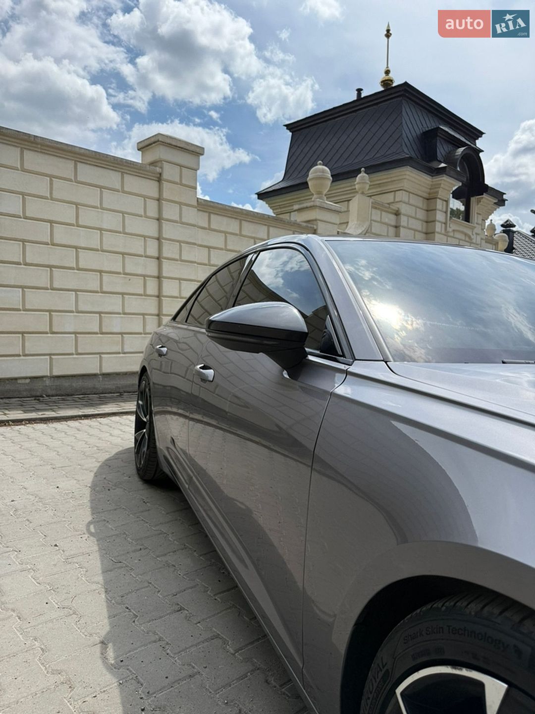 Audi A6 2019 VIN WAUZZZF22KN092998 фото оголошення 6 з 37