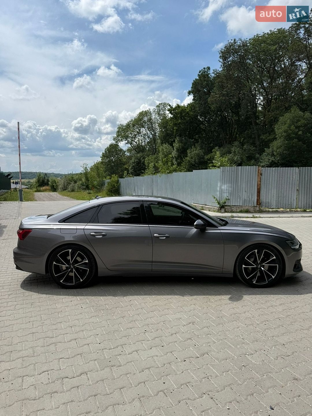 Audi A6 2019 VIN WAUZZZF22KN092998 фото оголошення 8 з 37