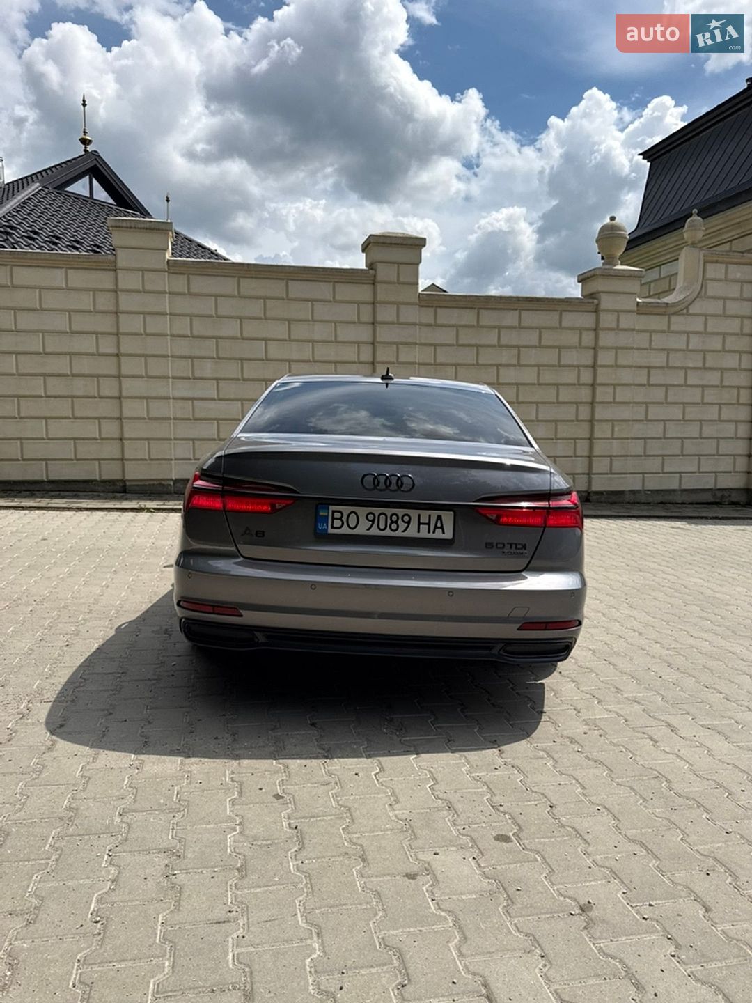 Audi A6 2019 VIN WAUZZZF22KN092998 фото оголошення 12 з 37