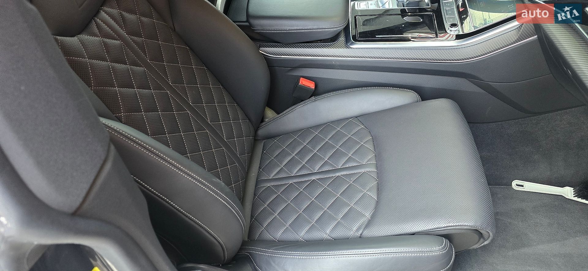 Audi Q8 2024 VIN WAUZZZF11SD009431 фото оголошення 4 з 9