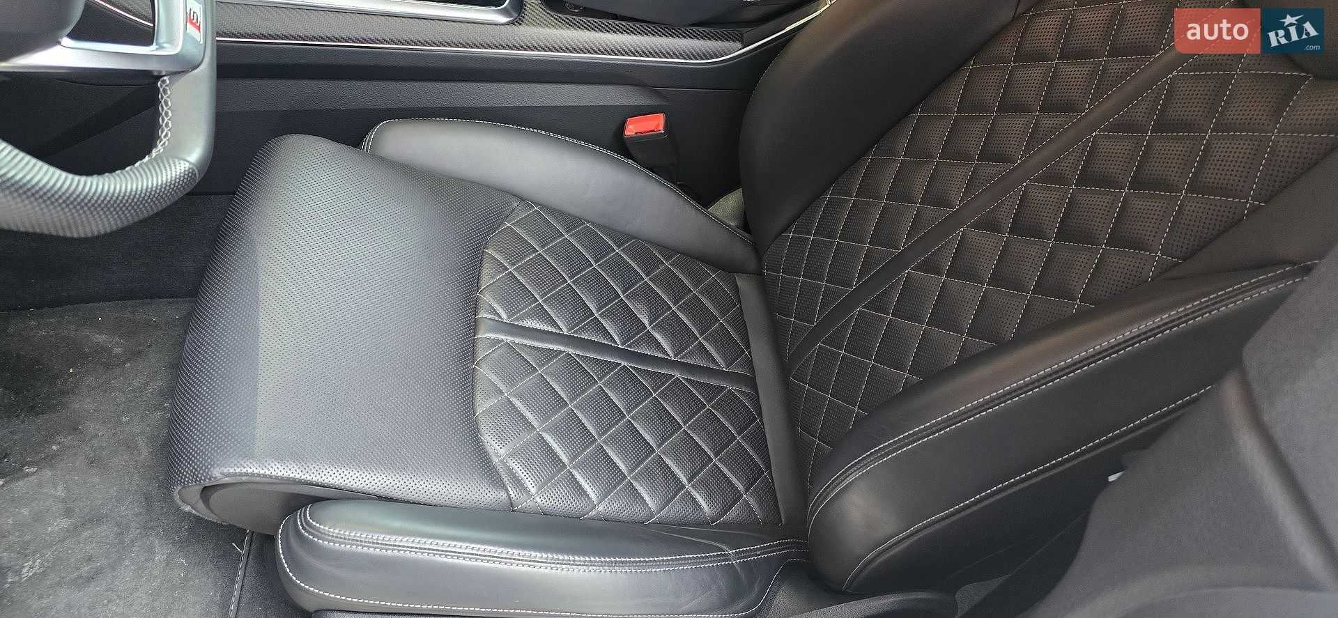 Audi Q8 2024 VIN WAUZZZF11SD009431 фото оголошення 6 з 9