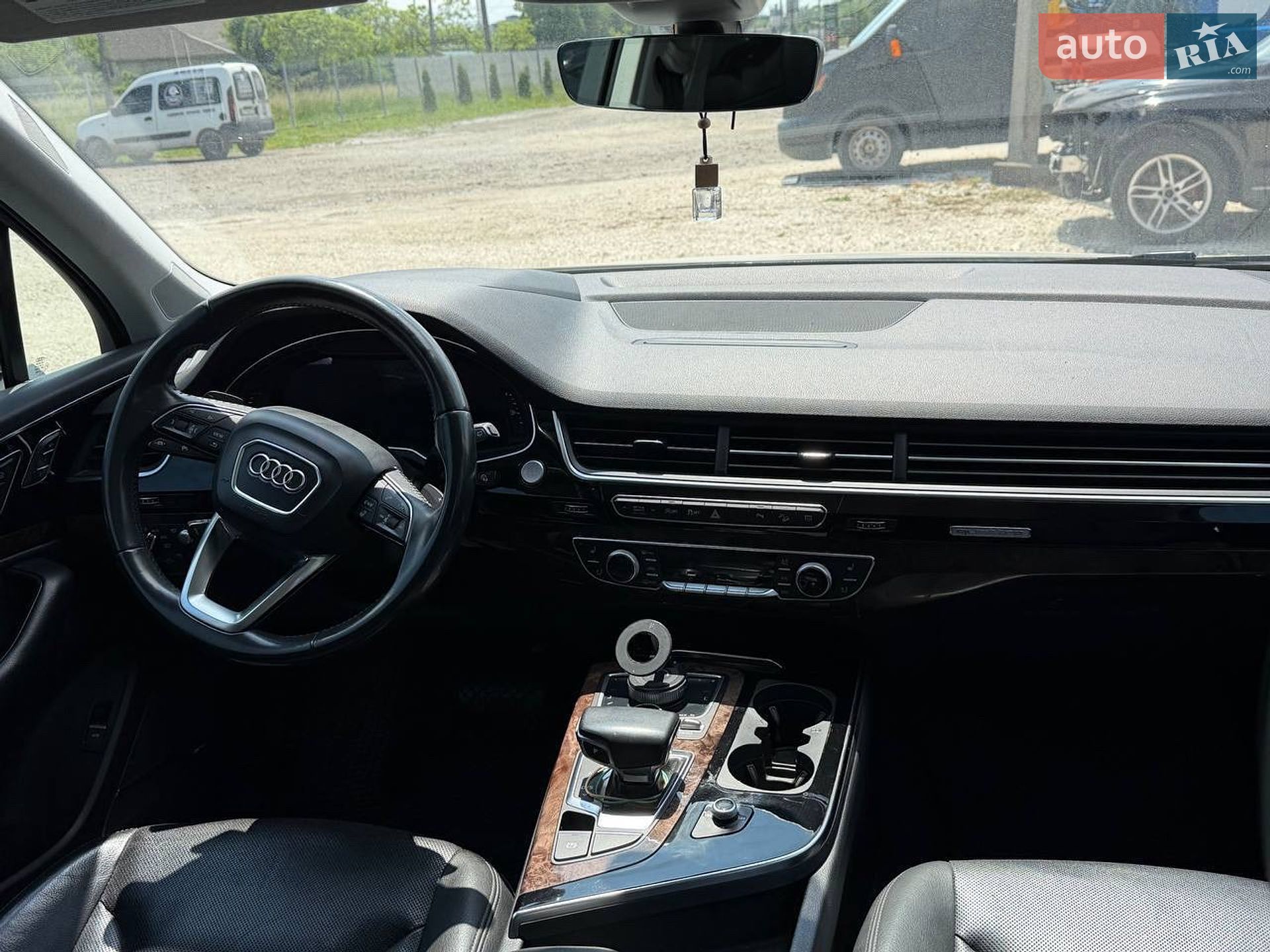 Audi Q7 2017 VIN WA1VAAF75JD026126 фото оголошення 6 з 12