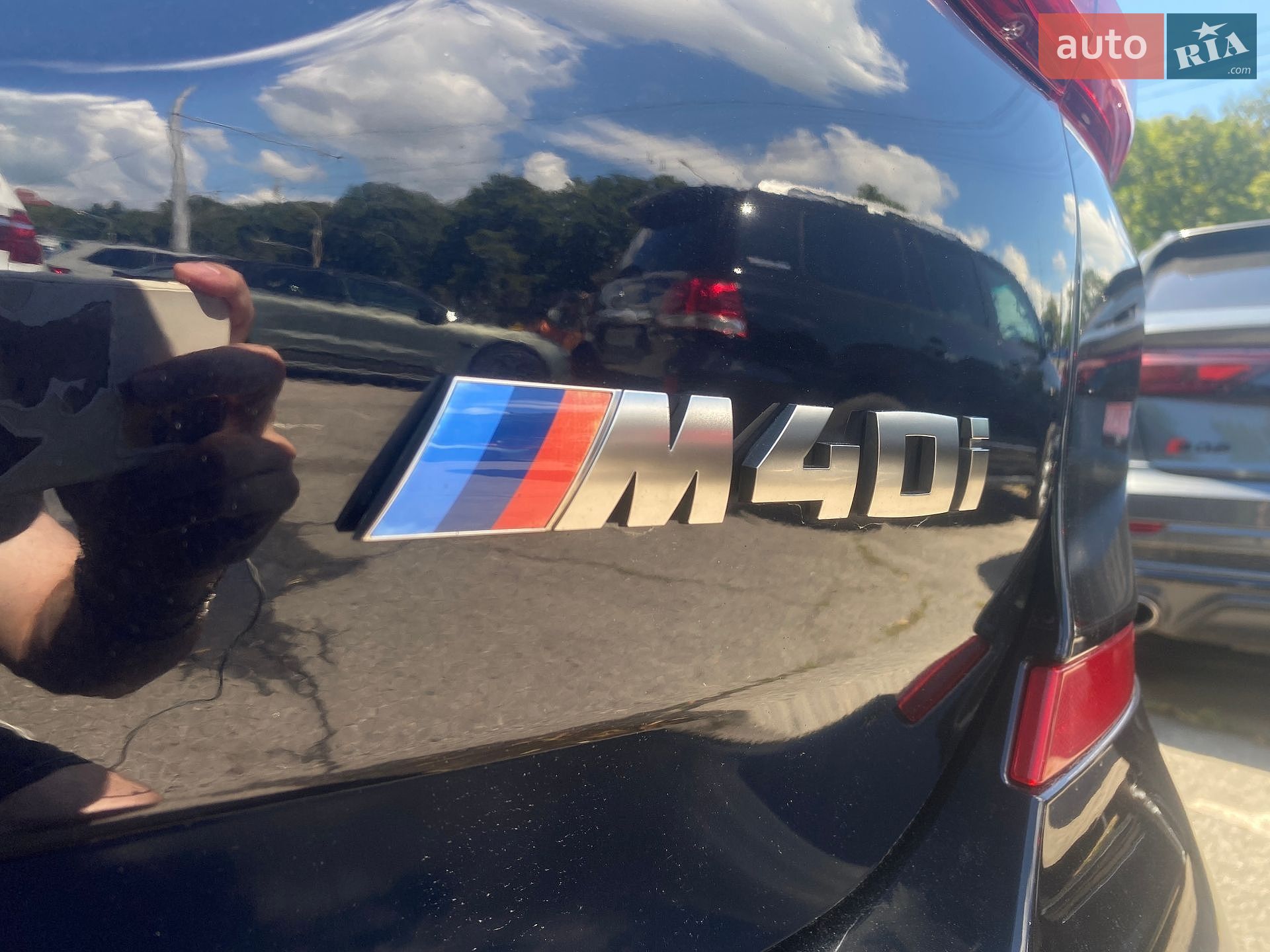 BMW X3 2019 VIN 5UXTS3C58K0Z08391 фото оголошення 10 з 26