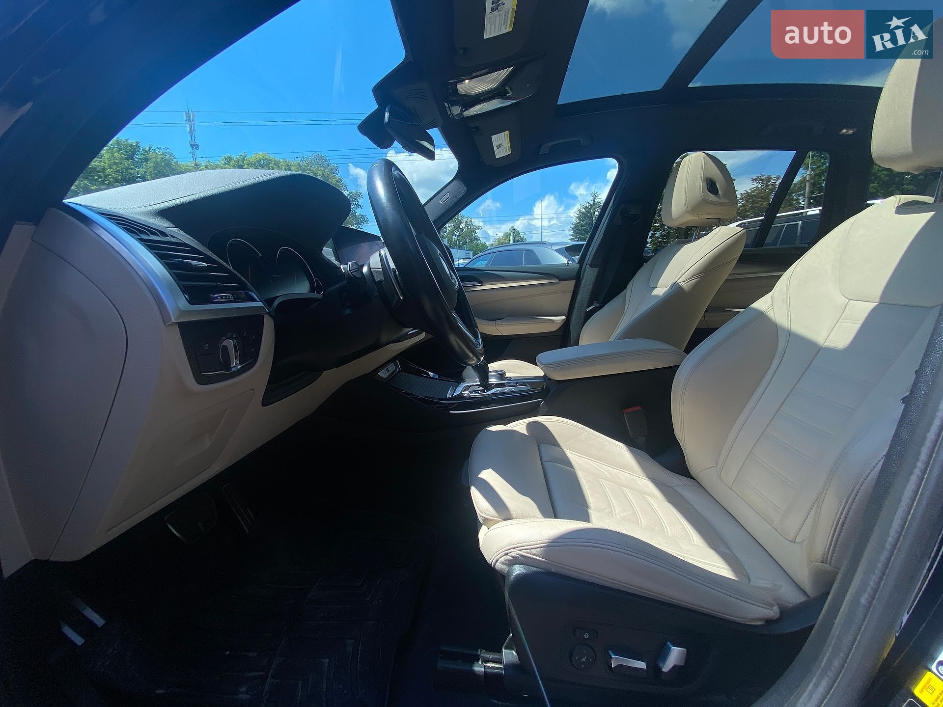 BMW X3 2019 VIN 5UXTS3C58K0Z08391 фото оголошення 14 з 26