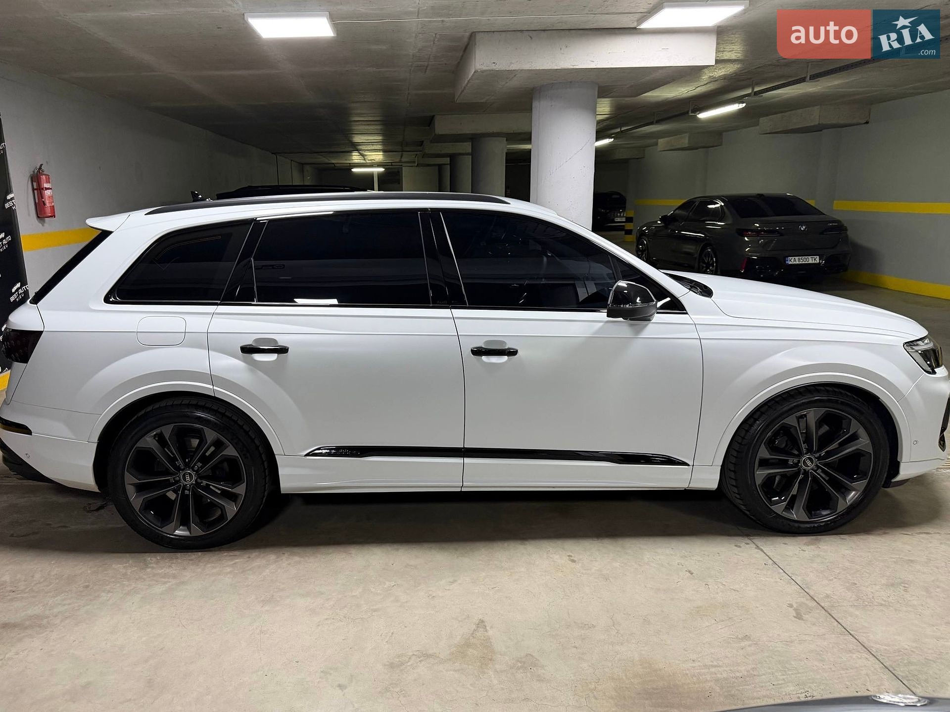 Audi SQ7 2024 VIN WAUZZZ4MXRD017759 фото оголошення 7 з 113