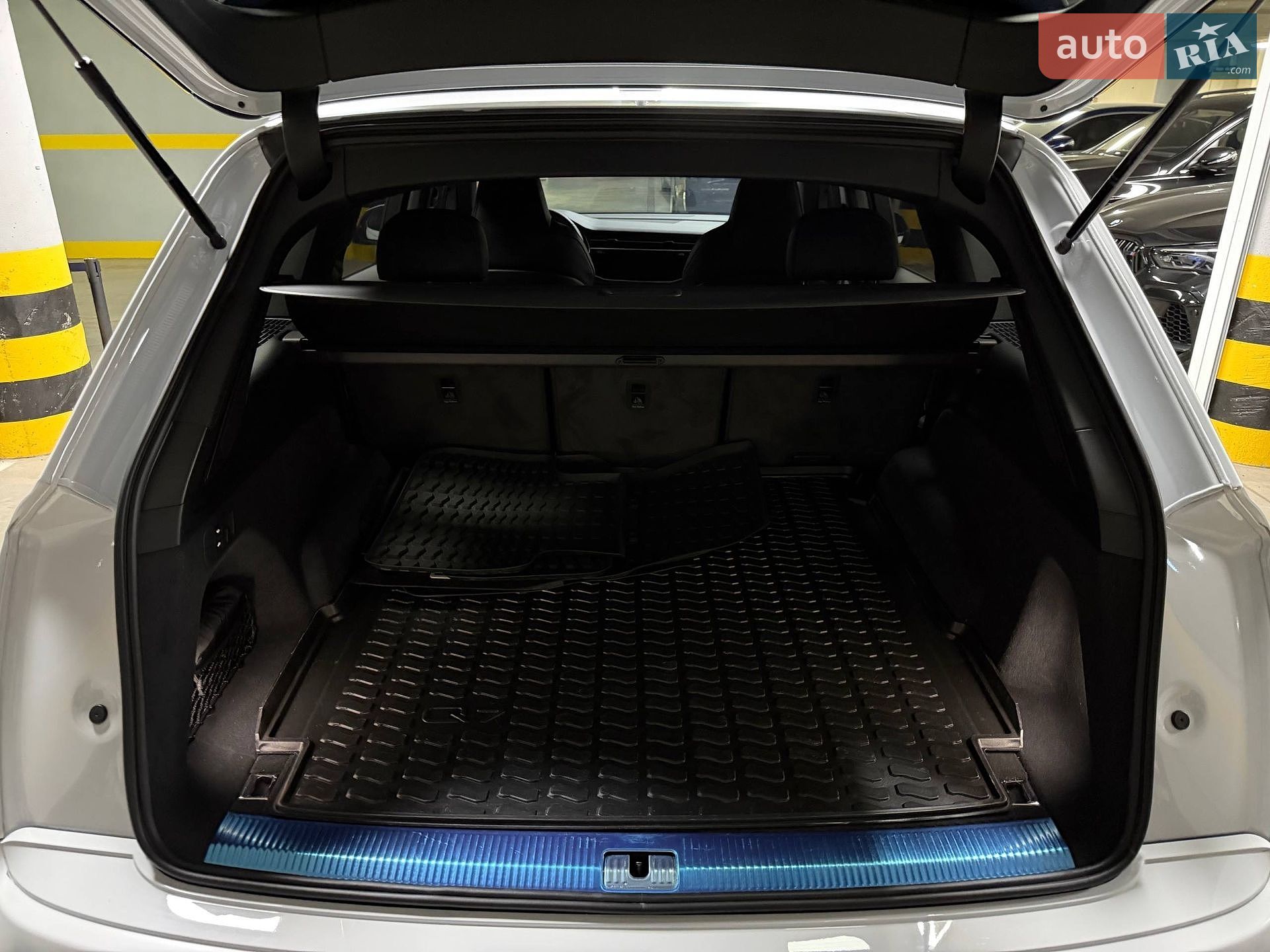 Audi SQ7 2024 VIN WAUZZZ4MXRD017759 фото оголошення 37 з 113