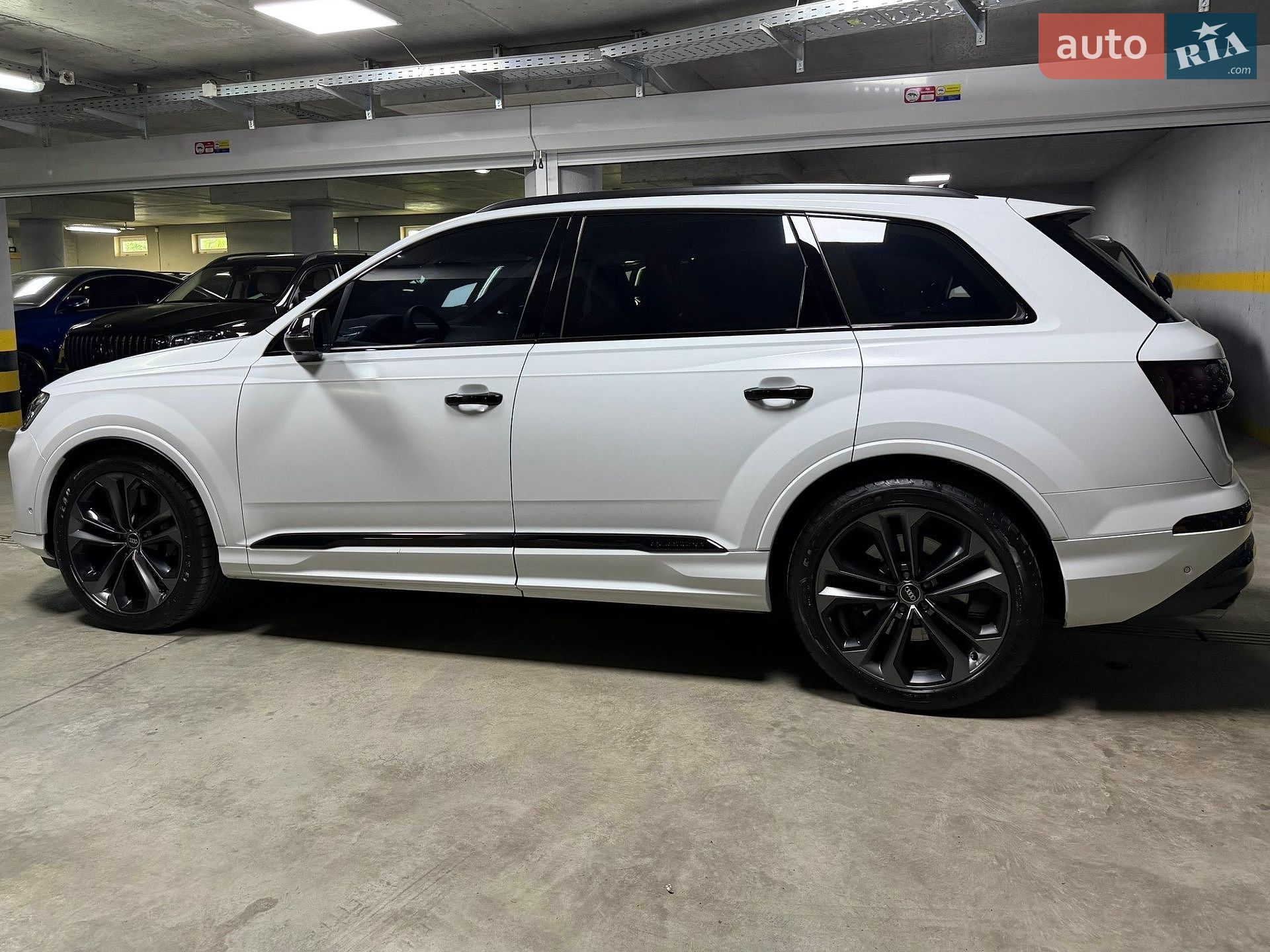 Audi SQ7 2024 VIN WAUZZZ4MXRD017759 фото оголошення 17 з 113