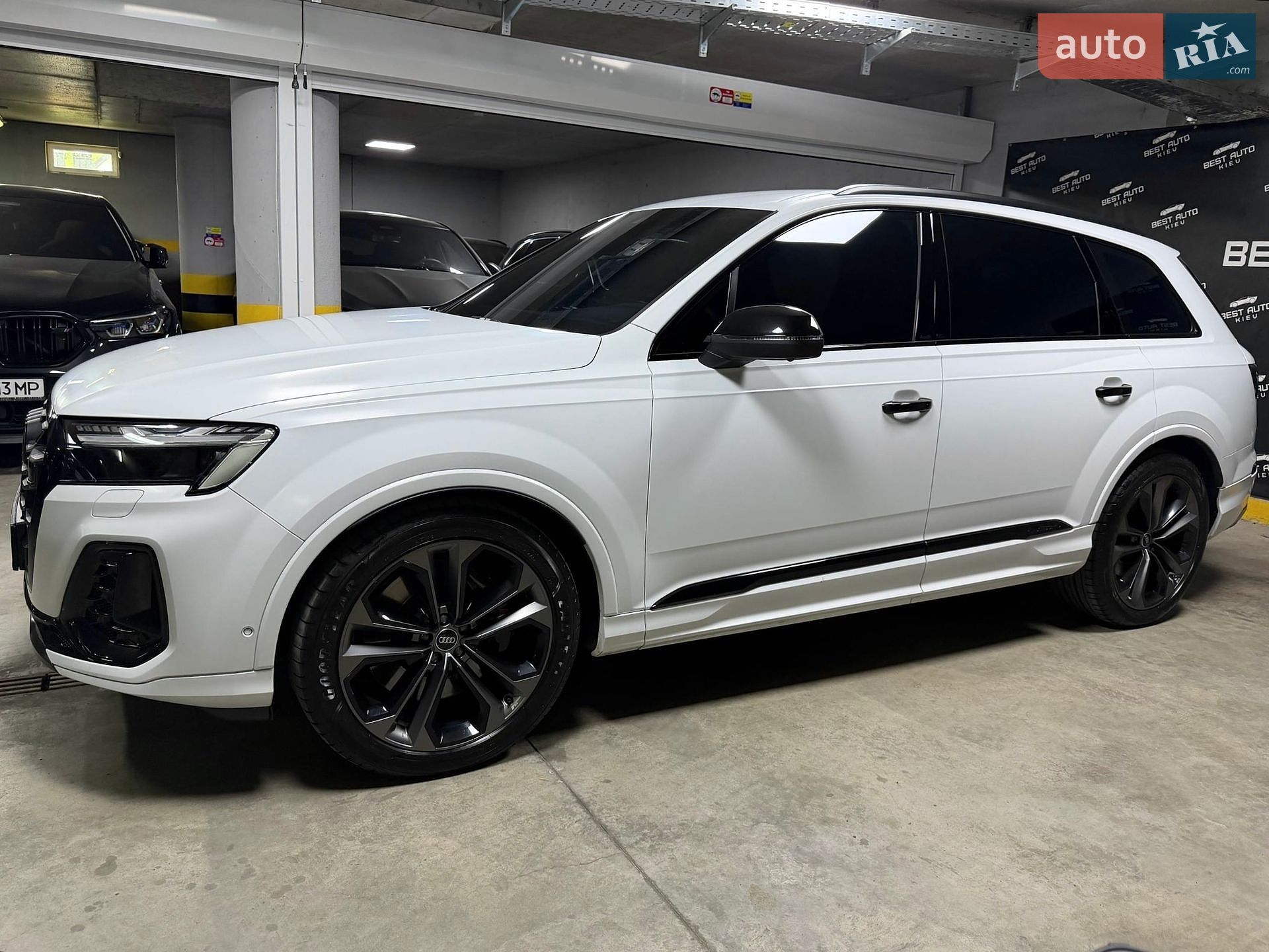 Audi SQ7 2024 VIN WAUZZZ4MXRD017759 фото оголошення 19 з 113