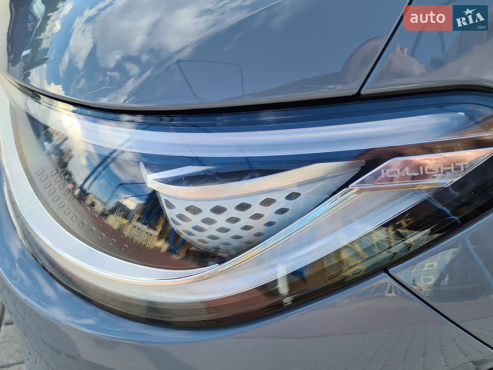 Volkswagen ID.3 2020 VIN WVWZZZE1ZLP017471 фото оголошення 11 з 50