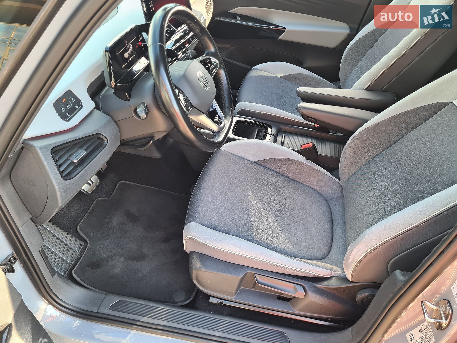 Volkswagen ID.3 2020 VIN WVWZZZE1ZLP017471 фото оголошення 28 з 50